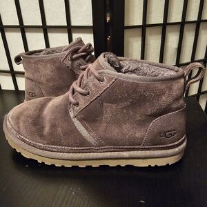 UGG Neumel Chukka‎ Boot Size 8